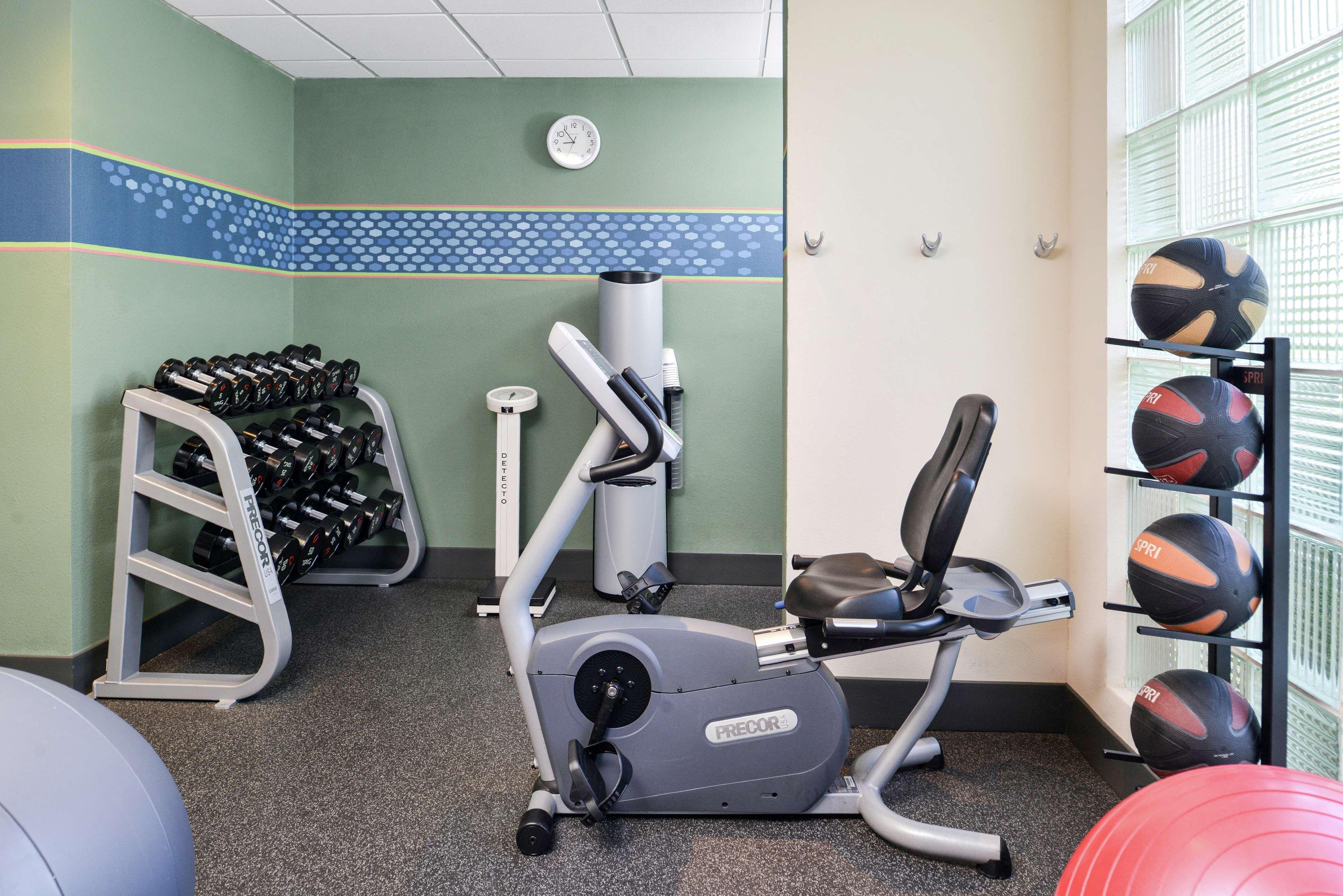 Hampton Inn Staunton Kültér fotó