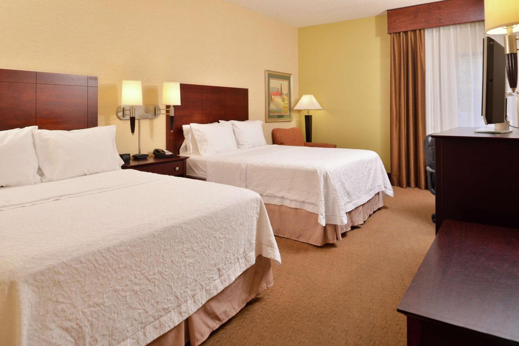 Hampton Inn Staunton Kültér fotó
