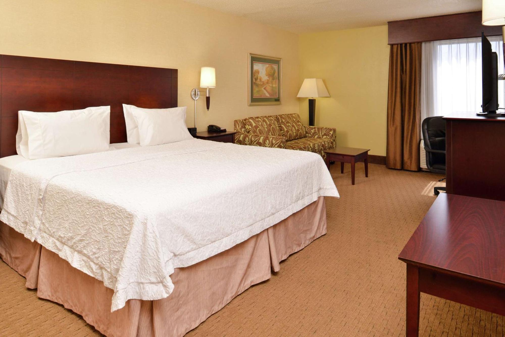 Hampton Inn Staunton Kültér fotó