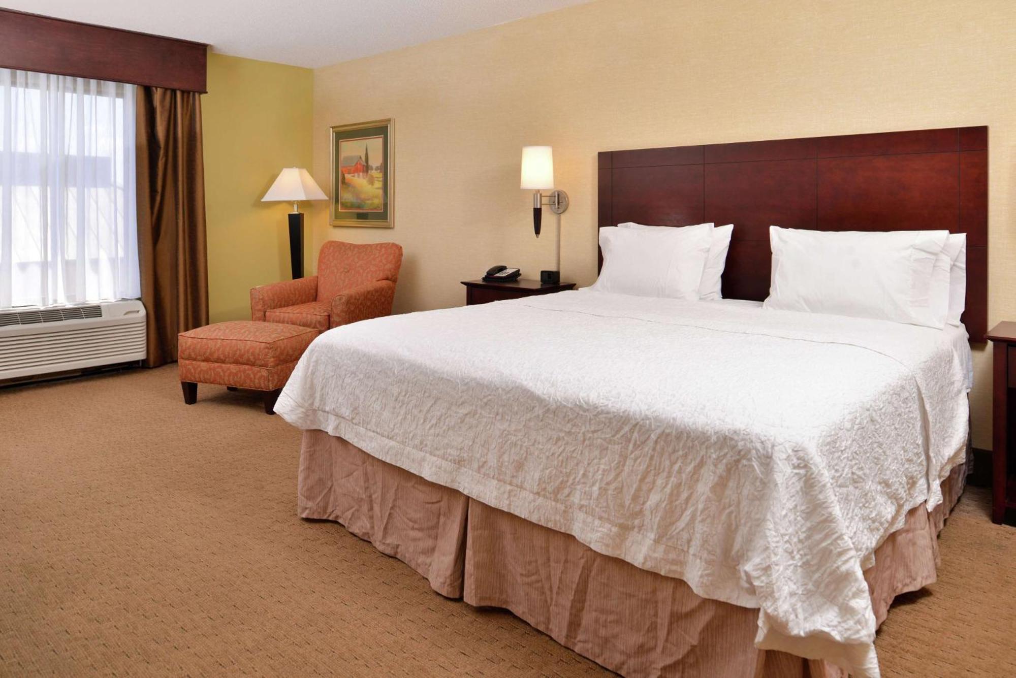 Hampton Inn Staunton Kültér fotó